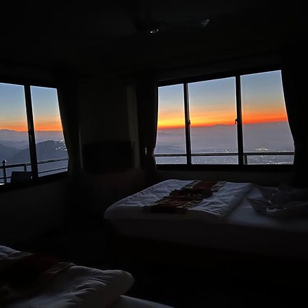 Hotel Pristine Himalaya Pokhara Buitenkant foto