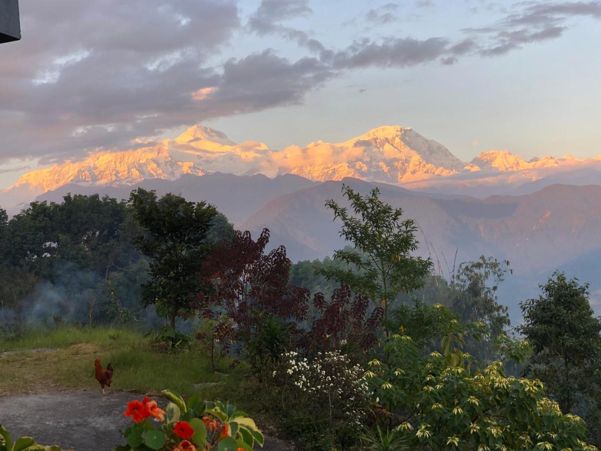 Hotel Pristine Himalaya Pokhara Buitenkant foto